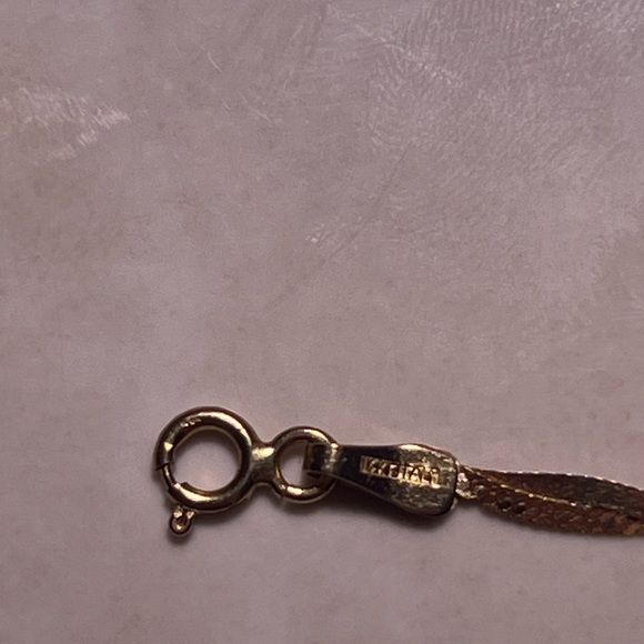 14k Gold Twisted Bracelet - Picture 3 of 5